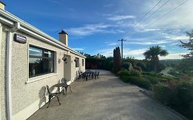 Cheerful 3 Bedroom House With Fantastic Views